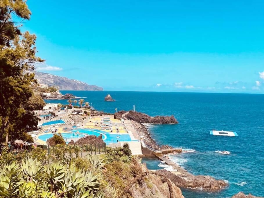 Seaview Apartment Walking To The Beach Funchal  Extérieur photo