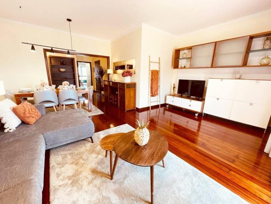 Seaview Apartment Walking To The Beach Funchal  Extérieur photo